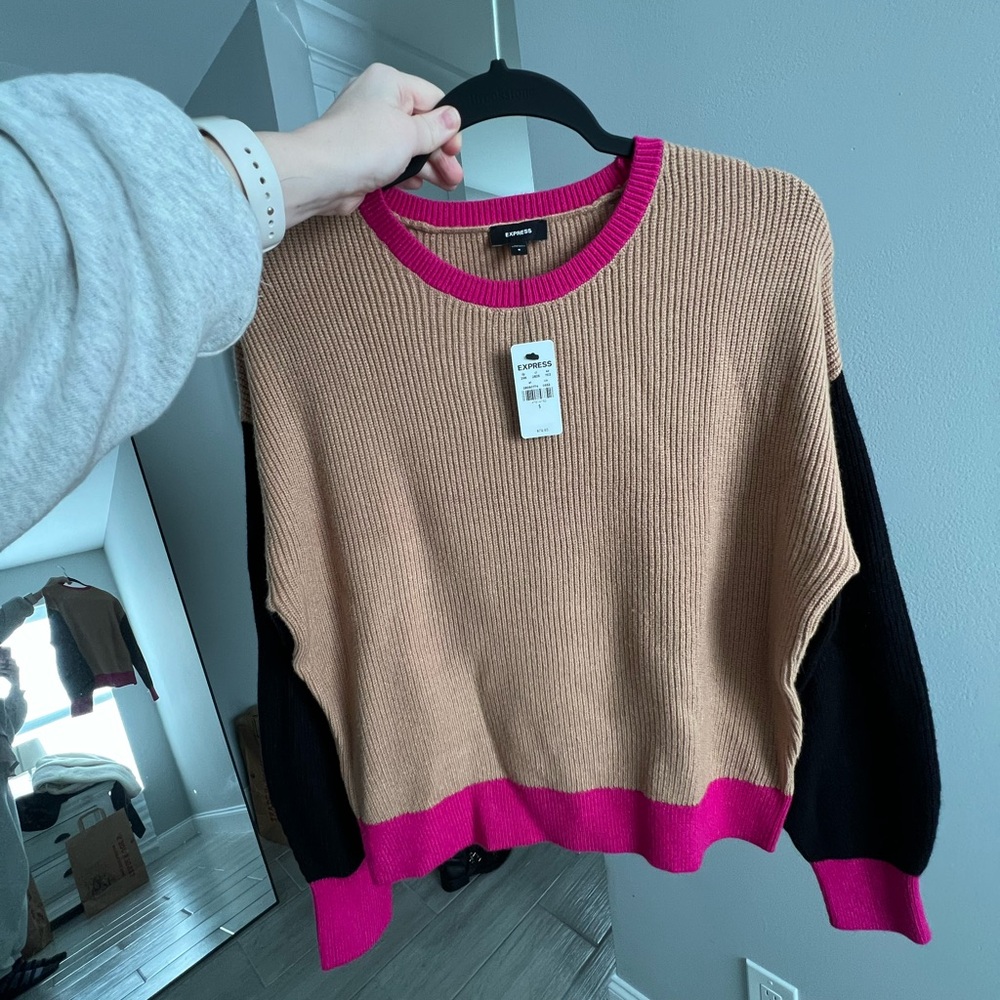 Express Women’s Color block Ribbed Sweater NWT - Tan, Pink, and Black